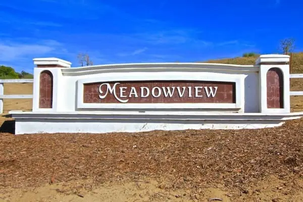 Meadowview neighborhood entrance sign in Temecula, California